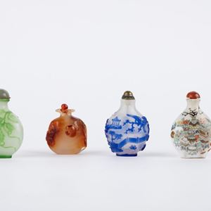 Lotto di quattro snuff bottles. Cina, secolo XIX/XX
