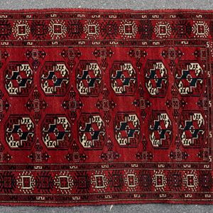 Tappeto russo Bukhara della seconda metà del XX secolo.