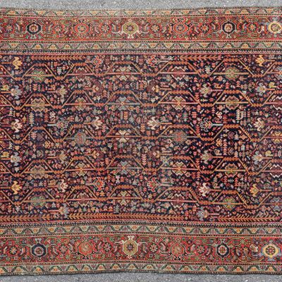 Tappeto persiano, prima metà del XX secolo, cm 195 x 127