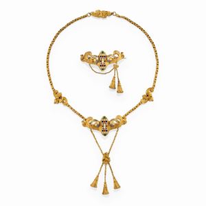 A 18k yellow gold and enamel demi parure, 19th Century, defects