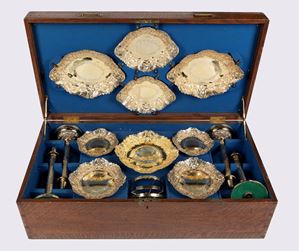 Dessert service. Silversmith Martin Hall & Co.