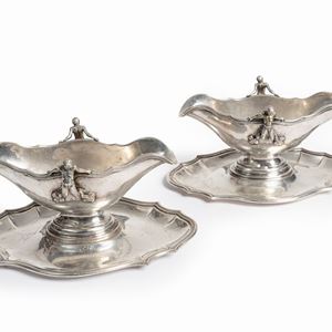 Two silver salt cellars, 20th Century
