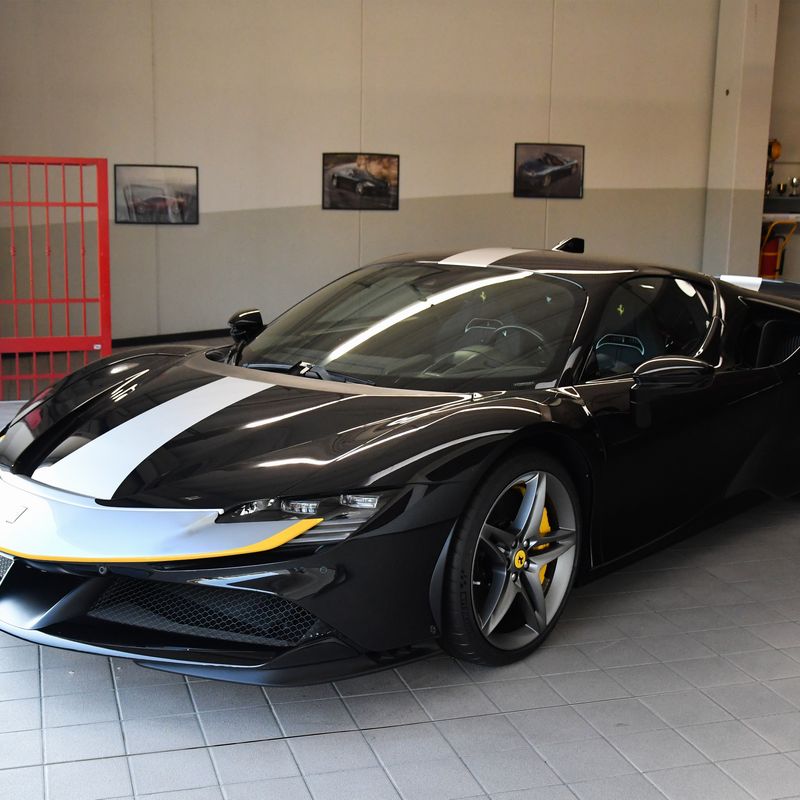 SF90 Stradale Assetto Fiorano (Ferrari)
