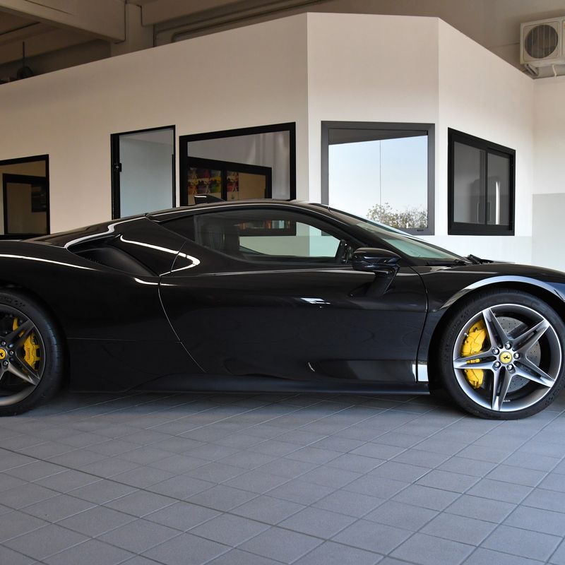SF90 Stradale Assetto Fiorano (Ferrari)