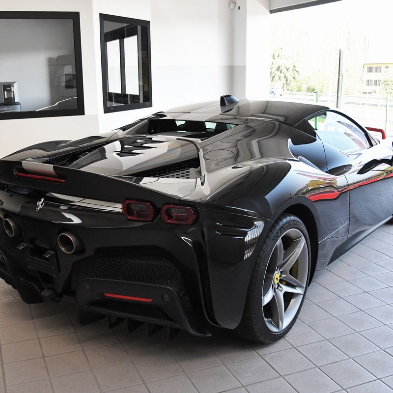 SF90 Stradale Assetto Fiorano (Ferrari)