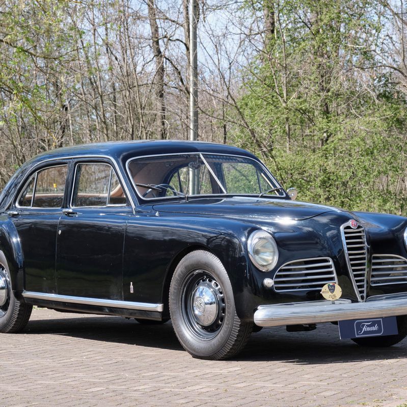 6C 2500 Sport (Pinin Farina)