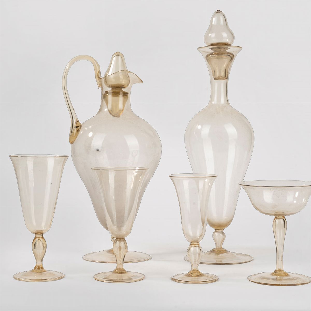 Servizio in Vetro di Murano Composto Da: una Caraffa, una Bottiglia e Quaranta Bicchieri, 1930/40