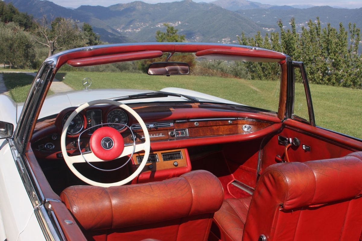 Mercedes-Benz 280 SE 3.5 (Mercedes-Benz)