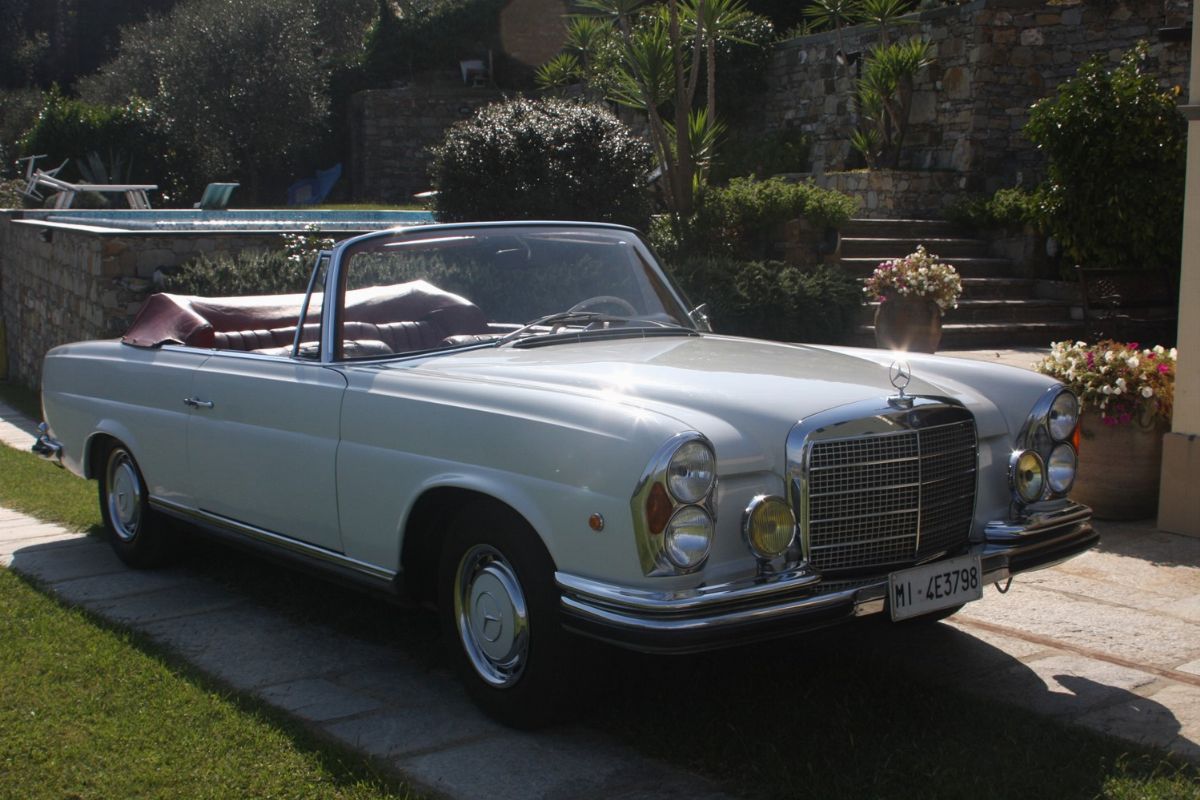 Mercedes-Benz 280 SE 3.5 (Mercedes-Benz)