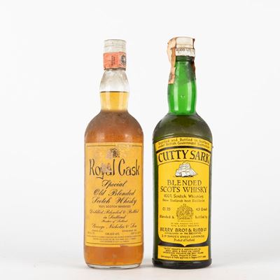 Cutty Sark (berry Bors - Plastic Cap) e Royal Cask (2 Bt)