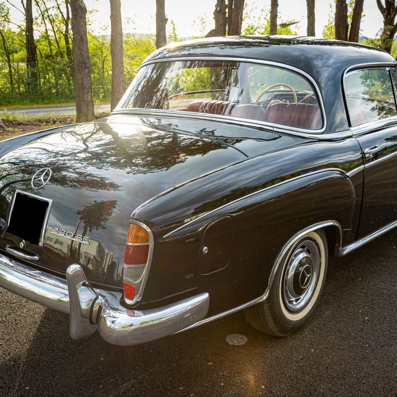 220 SE Coupé (Mercedes-Benz)