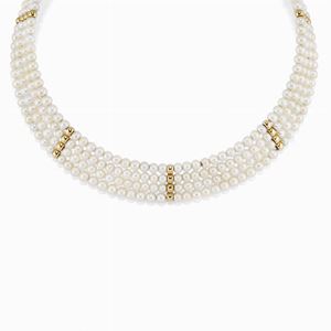 A 18K yellow gold and pearl necklace