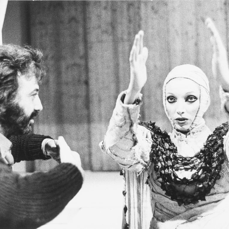 Luigi Ciminaghi - Mariangela Melato e Luca Ronconi - Quattro stampe vintage alla gelatina ai sali...