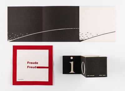 Lotto di tre elementi: 'Freude=gioia (Amputation)', serigrafia; depliant serigrafato; 'ItinerarIO...