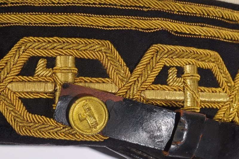 Berretto da Luogotenente Generale della Mvsn di Luigi Russo