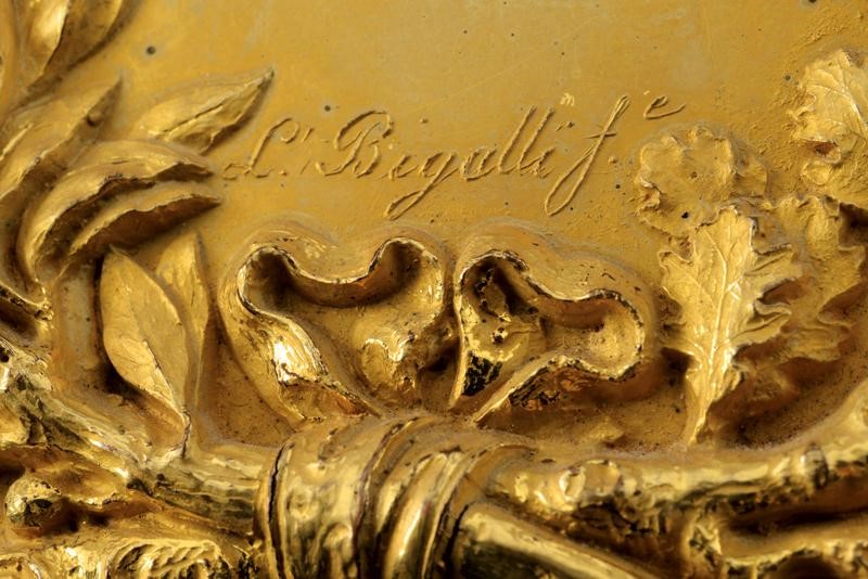 Bellissimo Stemma con Aquila Imperiale