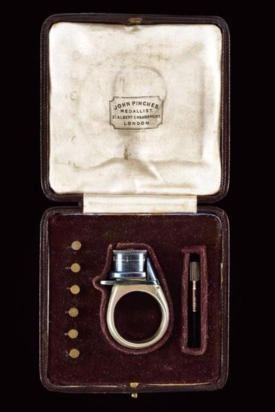 Rivolver a spillo con anello 'Le Petit Protector', cal. 4 mm, Europa, terzo quarto del XIX secolo