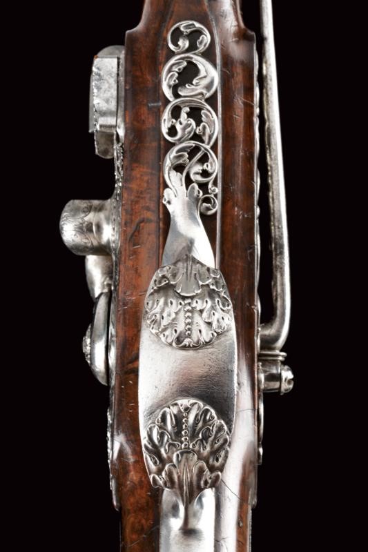 Buoni, Bella pistola da fonda alla fiorentina, cavriago, lunghezza 47.5 cm, terzo quarto del XVII...