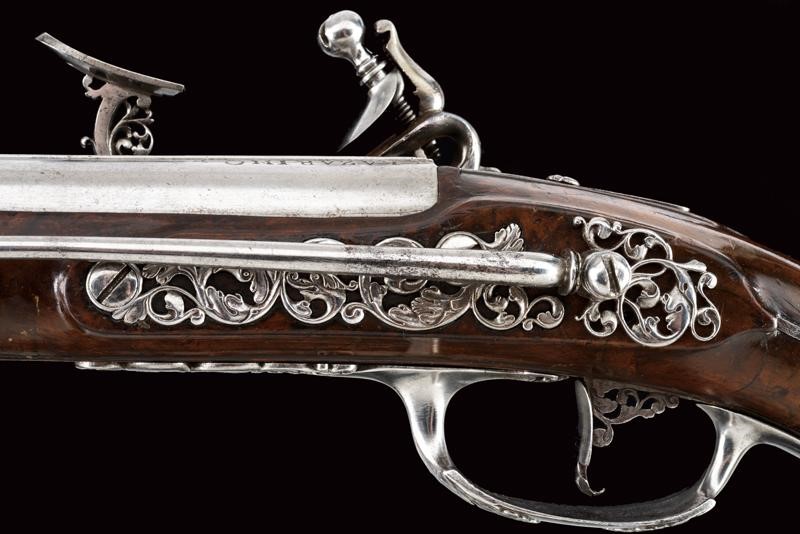 Buoni, Bella pistola da fonda alla fiorentina, cavriago, lunghezza 47.5 cm, terzo quarto del XVII...