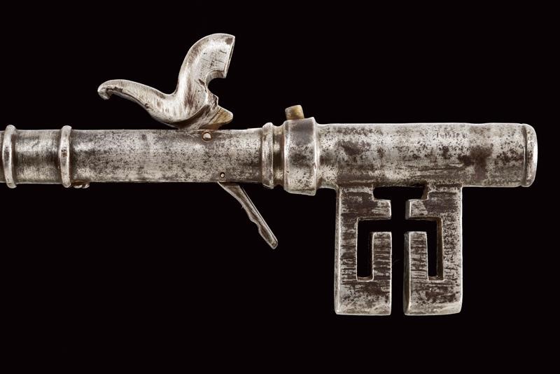 Pistola a luminello con chiave, ferro, cal. 6,5 mm, metà XIX secolo