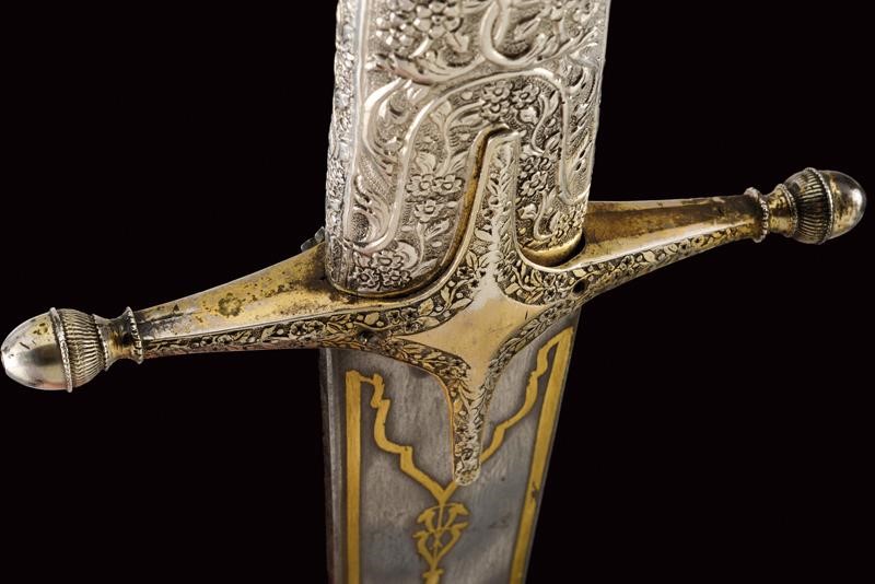 Pala con fornimenti in argento e decorazioni a pietre, tecnica Impero Ottomano, XIX Secolo