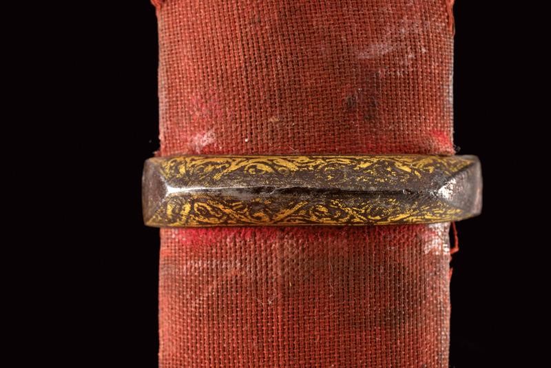 Kindjal Caucasico, Lama a Due Filo con Decorazioni in Oro