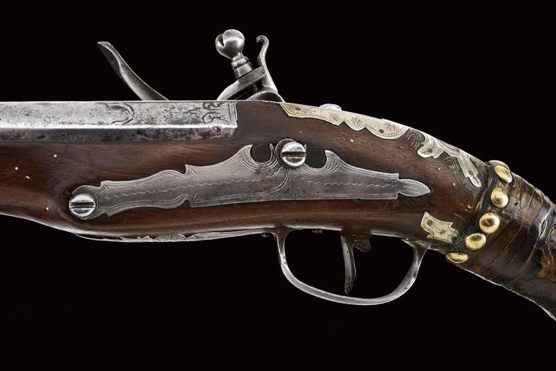 Pistola a pietra focaia con fornimenti in acciaio e argento, Turchia, Prima metà del XIX Secolo