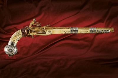 Pistola alla micheletta da cosacco, Caucaso, XVIII secolo