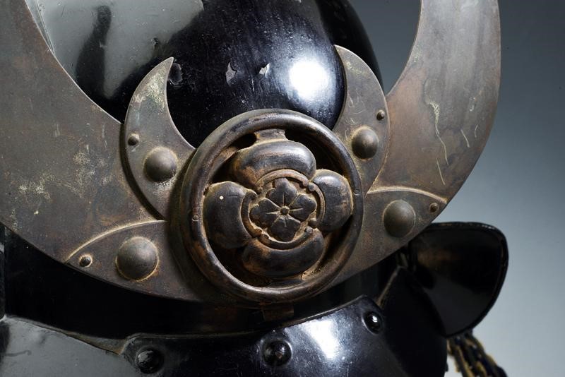 Kabuto giapponese a cinque lame con Kuwagata originale, Periodo Edo
