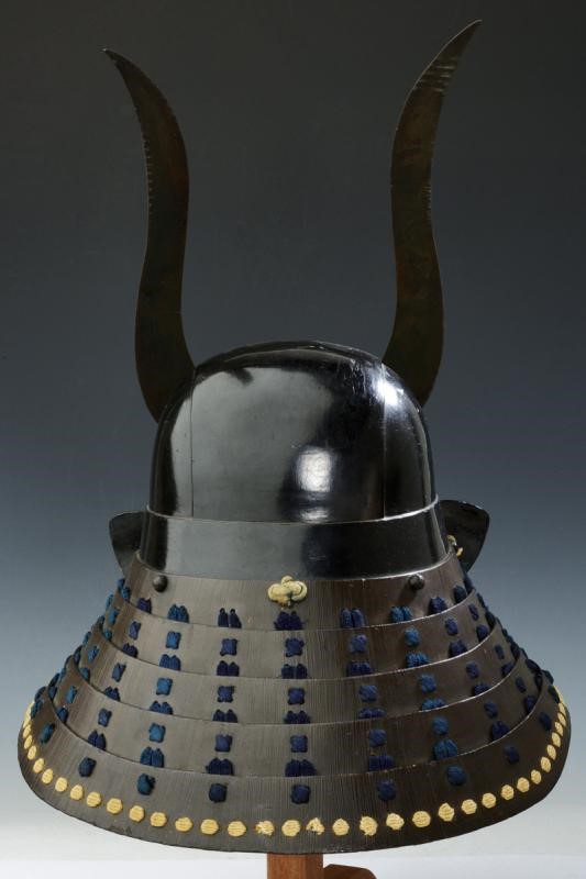 Kabuto giapponese a cinque lame con Kuwagata originale, Periodo Edo