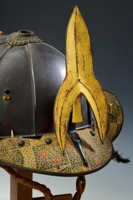 Suji-kabuto a otto ken, Giappone, Periodo Edo, altezza 23 cm