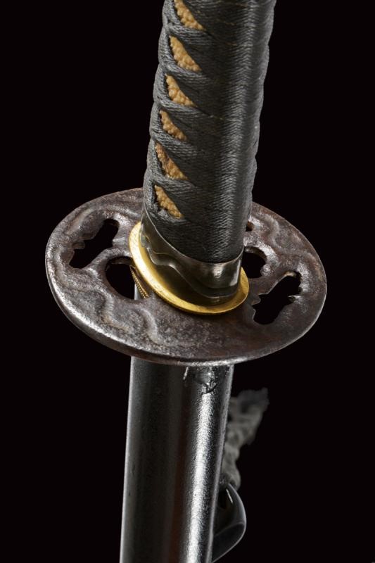 Katana in koshirae, Giappone, XVI Sec., lunghezza 92 cm