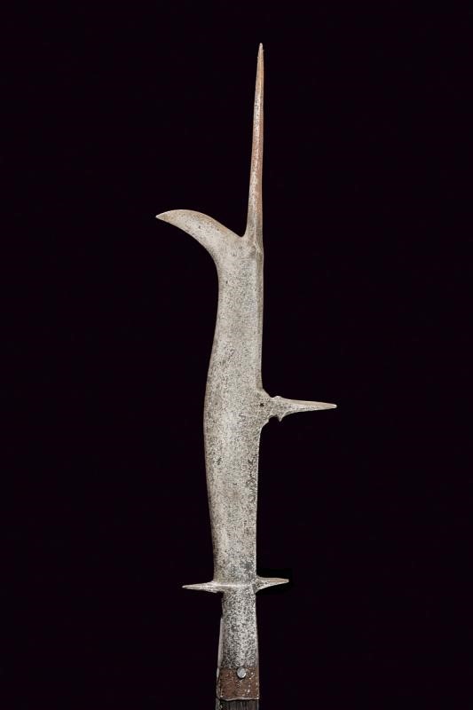 Roncone, ferro con cuspide sommitale quadra, 1500 circa