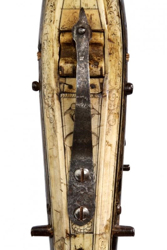 Balestra tedesca, ferro e ebano, circa 1600