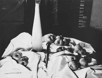 Natura morta con pere, stampa alla gelatina ai sali d'argento, 1955