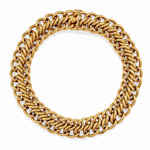 Twisted link necklace