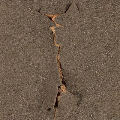 Il muro spaccato III, tecnica mista su tavola