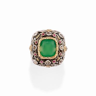 Anello con crisoprasio, oro giallo e argento, peso 11,90 g, misura 11