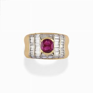  - Anello con rubino e diamanti