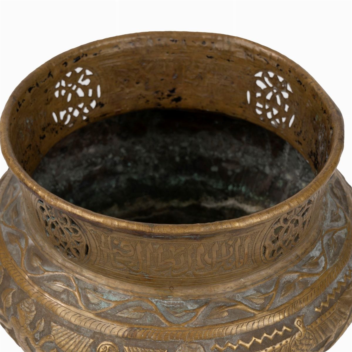 Vaso in Rame Sbalzato, Egitto, Inizi Secolo XX