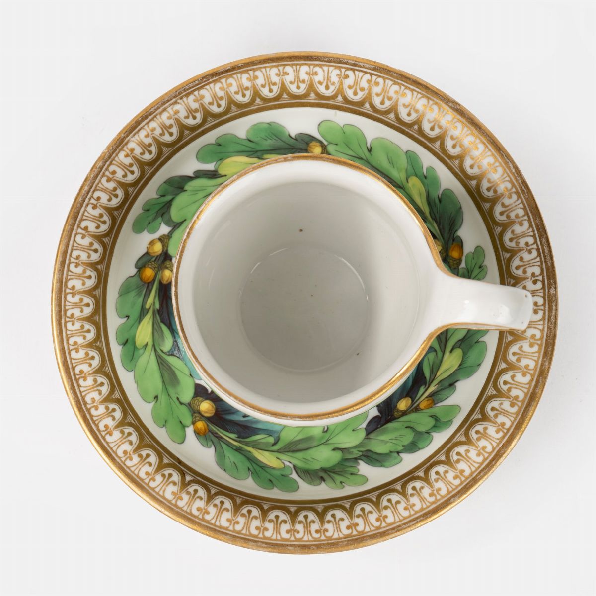 Tazza e Sottotazza Dipinta a Racemi e Oro, Berlino, Inizi Secolo XIX