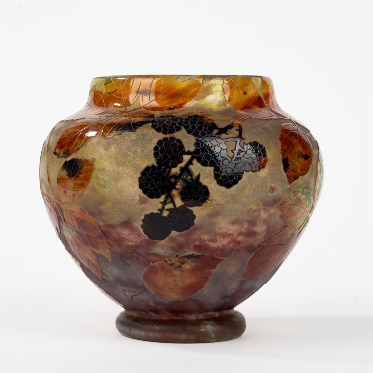 Daum - Vaso in Vetro Inciso All'acido Decorato con More e Foglie, Inizi Secolo XX