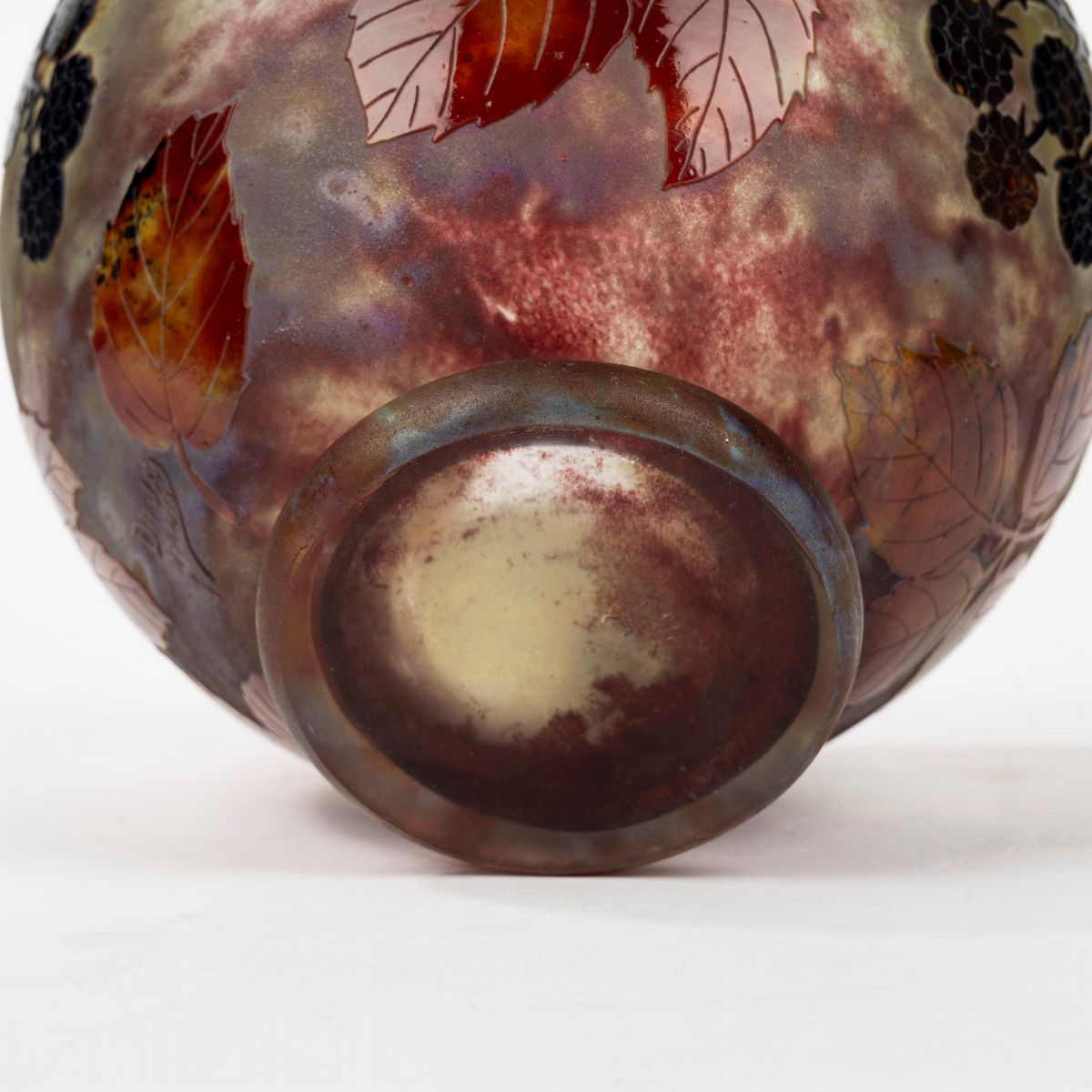Daum - Vaso in Vetro Inciso All'acido Decorato con More e Foglie, Inizi Secolo XX