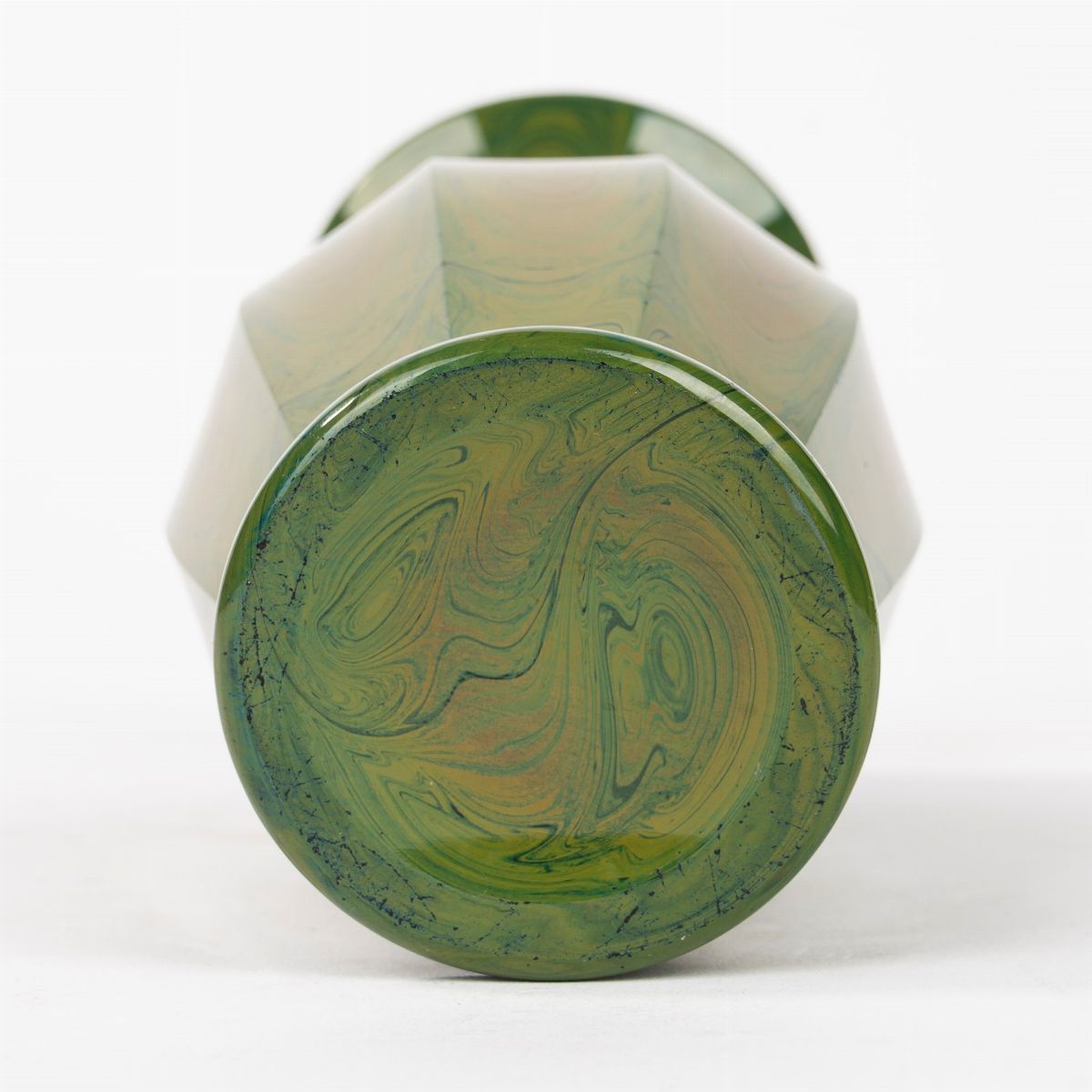 Piccolo Vaso in Vetro Lithyalin Verde, Boemia, Secolo XIX