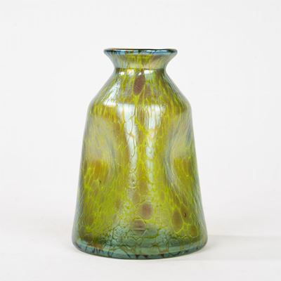 Piccolo Vaso in Vetro Iridescente “creta Papillon”, Produzione Loetz Witwe, Inizi Secolo XX