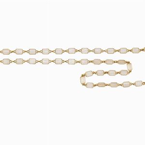 A 18K gold chain
