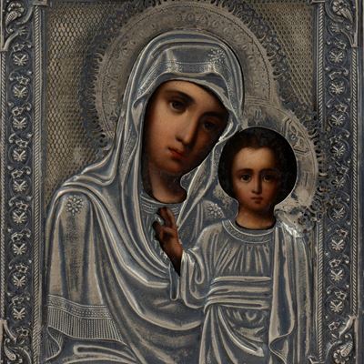 Icona Raffigurante Madonna e Bambino con Riza in Argento, Russia Fine Secolo XIX