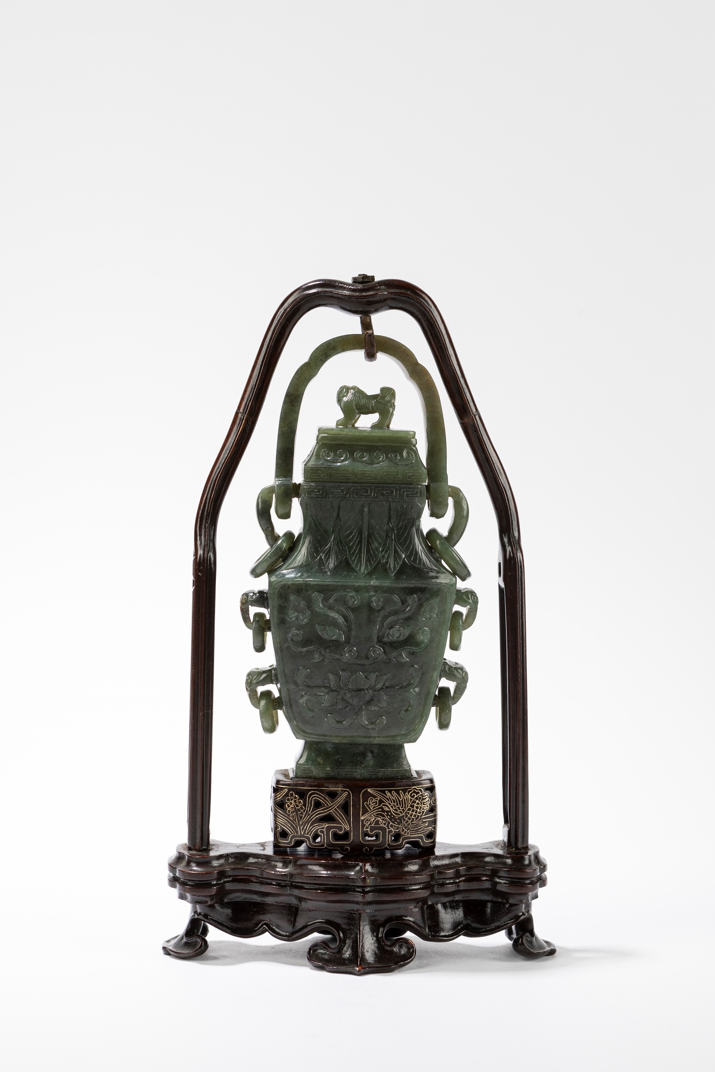 Vaso in giada verde, Cina, Repubblica di Cina (1912-1949)