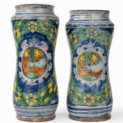 Coppia di Albarelli in Maiolica Policroma, Trapani, Secolo XVII