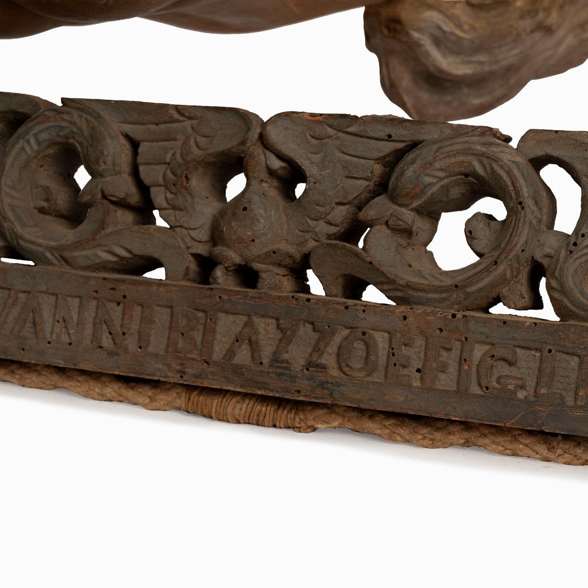 Scultura in Legno Raffigurante Nudo di Donna in Altalena Secolo XX